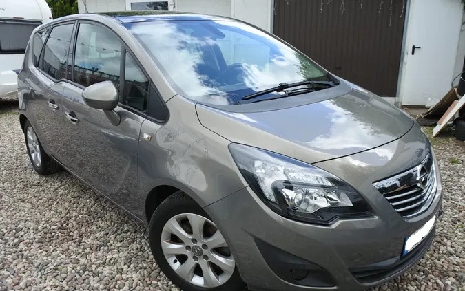 opel meriva Opel Meriva cena 27900 przebieg: 117000, rok produkcji 2012 z Białystok